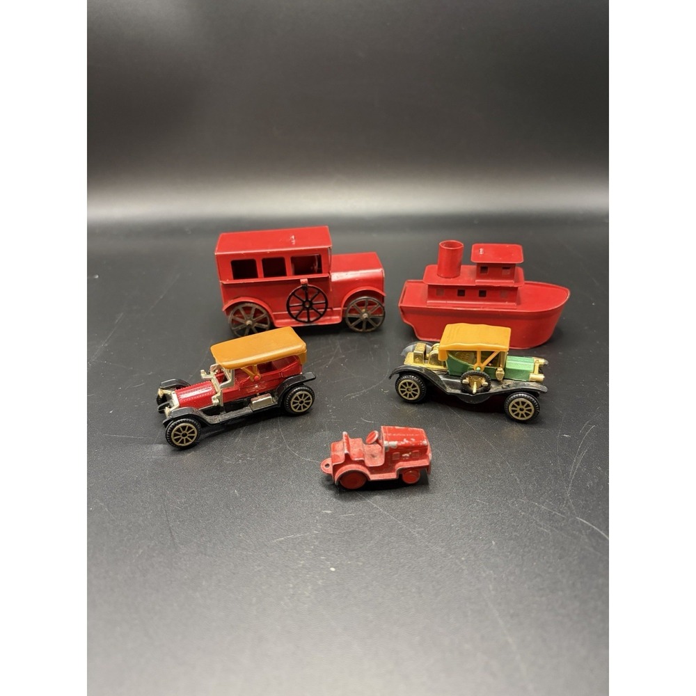 5 Vintage/Miniature Old Time Die Cast Metal Cars/Boat/japan
